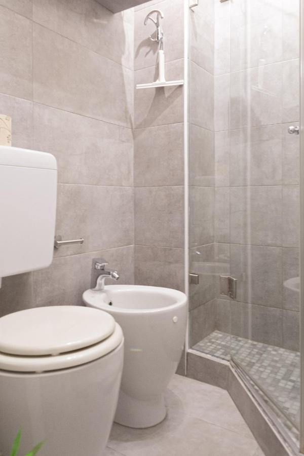 Bnbutler - Vigevano, 13 - A Due Passi Dalla Darsena Apartment Милано Екстериор снимка